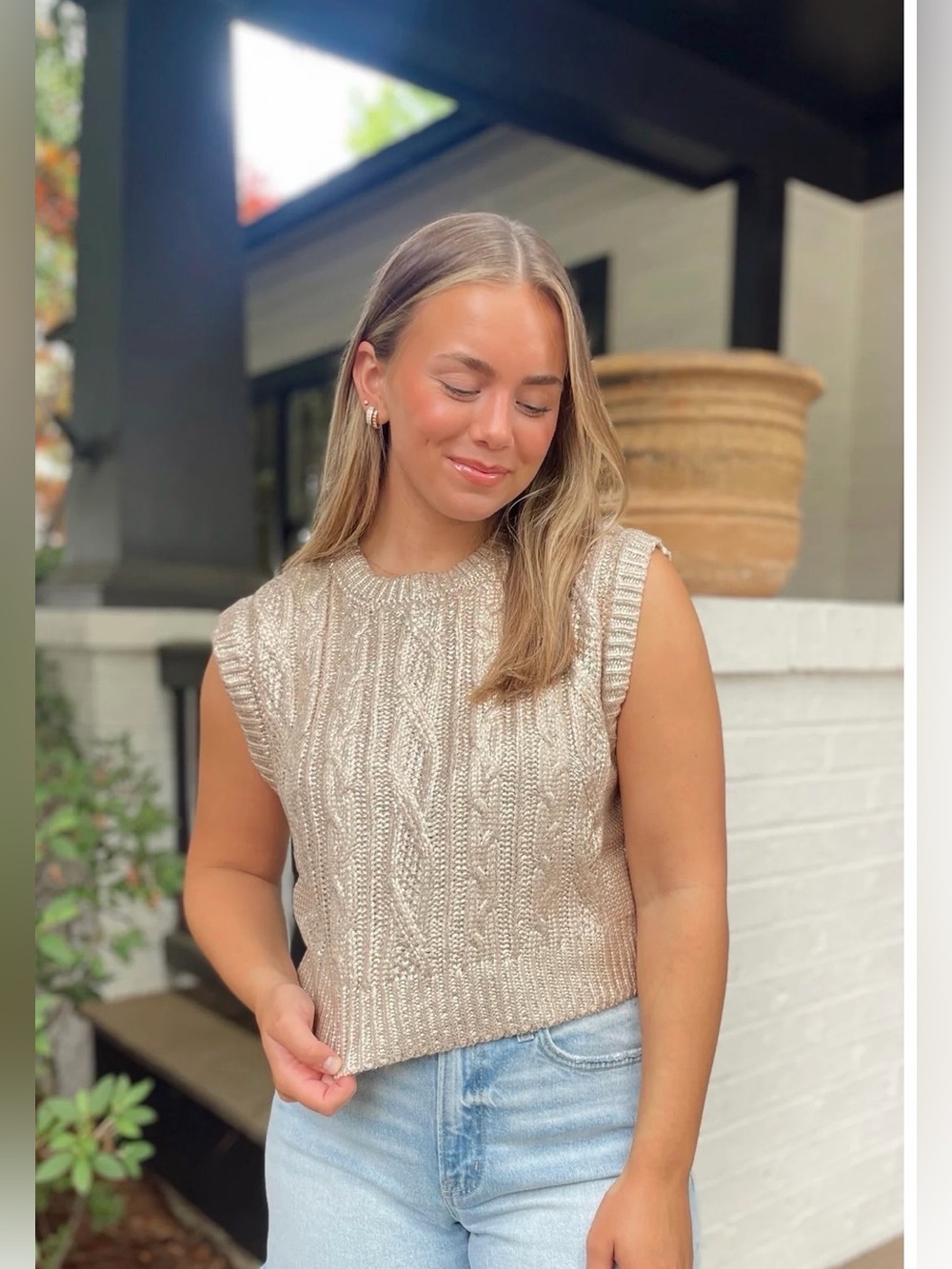 She + Sky Tan Cable Knit Sleeveless V-Neck Sweater Vest L Y2K vest